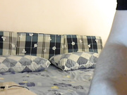 英国小伙国内嫖妓漂亮小姐还和皮条阿姨打电话交流有困难