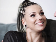 性感的屁股人妻被双男友鸡巴后入暴插干菊花