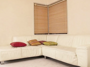 日本性感母狗吸吮许多鸡巴然后被性交并射精