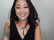 轮奸中出 - 黑发人妻的阴户被破坏