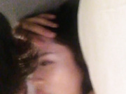 花了好長時間終於把白嫩漂亮美女小姨子約到酒店幹了 皮膚白皙還是個無毛白虎 多種體位嘗試幹得直叫求饒 國語960P高清