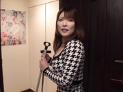 [LULU-292] 肉食系丰满大屁股妈妈用淫荡的技术让我一遍又一遍的射精。新村あかり【破解】 - 2of5