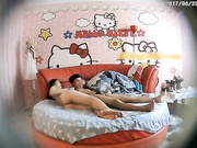 宾馆拍趁着没有课大学生情侣开房爱爱长发小美女身材真好这白天晚上也数不过来一共干了多少炮对白精彩