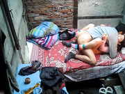 爛尾樓簡陋地下室有點姿色的美乳良家少婦兼職服務猥瑣打工仔 主動張開雙腿給操幹的高潮不斷 服務蠻不錯的 國語720P高清