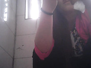 坑神潛入國內某衣帽商品購物市場簡陋蹲坑正面偸拍各式美女少婦如廁噓噓 有個妹子一線天饅頭逼看得欲火焚身 720P高清原版