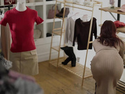 [SONE-229] 紧身裙店员超美身体线条露出接待勃起的客人 小宵こなん【破解】 - 1of5