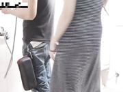 美女居家自拍-女神范极品性感美女体验刺激让男友扮演水电维修工在卫生间勾引他偷情啪啪,人美逼干净,国语