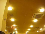 某站最新流出偷拍客潛入洗浴中心更衣室偷拍各式美女少婦沐浴更衣 有個銀絲蕾絲內褲妹子顏值超高 1080P高清原版