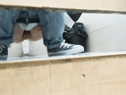 最新流出國內大神尾隨美女進入公共女廁近距離拍攝 形態各異姿勢肥嫩逼逼看得誘惑十足 1080P原版高清