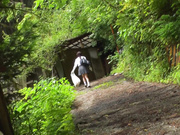 [DRPT-030] 変態オヤジにカッパの中を全裸にされボランティア清掃員が近くにいるのにガクイキしてしまうウブっこ女子○生 皆瀬あかり 【破解】 - 1of5