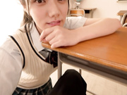 [MIDV-284] 和傲慢青梅竹马後辈五日的傲娇同居生活 宫下玲奈 【破解】 - 4of5