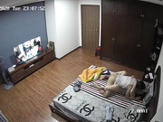 黑客破解家庭网络摄像头 偷拍两个家庭私密生活大叔好福气娶了个年轻貌美的媳妇