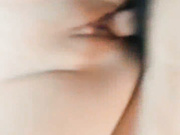 被调教的母狗婊妹，全程露脸乖巧听话口交大鸡巴，无毛白虎逼，让大哥无套插入，多体位爆草露脸叫的好骚刺激