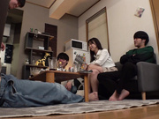 [破解] REAL-939 悪ノリ串刺し イジメていた男、幼馴染、親友…そして彼氏にも裏切り中出しされるサークル宅飲み輪● 五芭 - 1of5