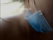 豁的出去的大奶美女主播为了刷礼物在公园厕所外直播啪啪,突然有人路过吓得赶紧进去,还有会员录像妹子和他们骂起来了!