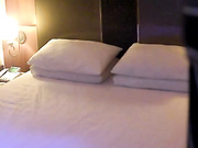 酒店露脸草人妻不是自己老婆不用珍惜2