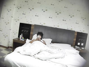 对白清晰酒店近距离TP非常会享受的吃鸡小情侣看得我肚子都有点饿了