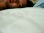 96年高中小女友，奶子不大但很正，动情时流出好多白浆