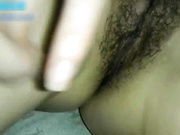 对白精彩淫荡曾非常火热的大眼睛苗条空姐大骚货坐着土豪眼镜男的奥迪车到家里啪啪啪69相当激情骚货水真是多