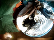 年轻水嫩的美女和刚认识的男友开房,男说：你胸前挂了2个大白兔害羞的被连操2次,走时还想操,美女说：我要回家了!