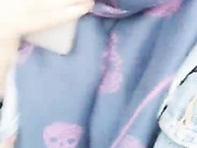 御女范气质短裙大长腿美女荒山野林打电话叫了辆车后才发现没带钱包只能和司机车内激情啪啪肉偿,国语!