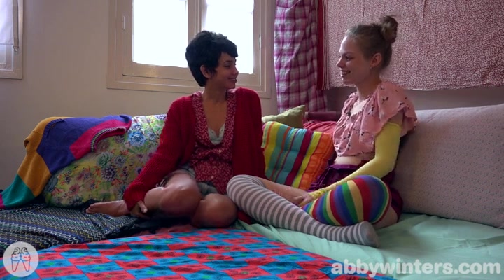 AbbyWinters.18.11.17.Anais.V.And.Rose.K.Lesbian