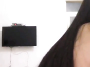 漂亮小妹儿在隐藏直播间里自慰表演附生活照