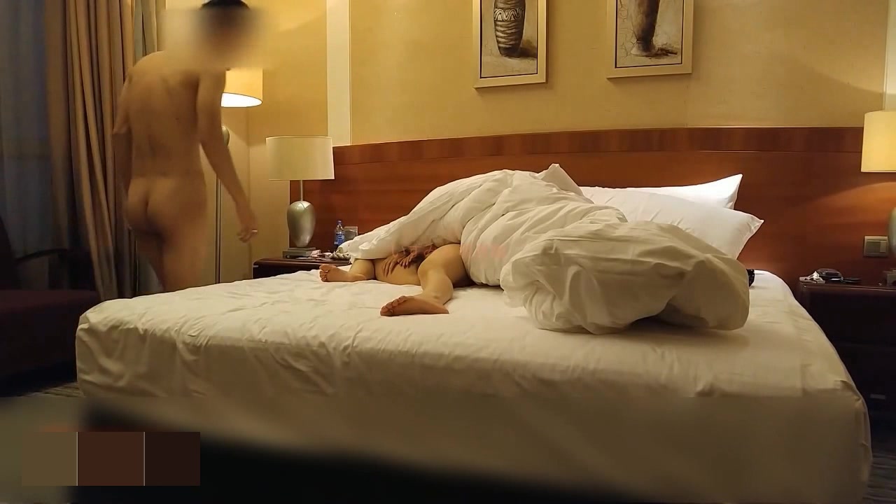 精品推荐覗魔系列的最新作品-國內真實咪J-任意的玩弄美乳骚货