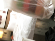 老婆周日加班和她的闺蜜酒店开房啪啪玩得正爽媳妇来短信了闺蜜想夺过手机看短信内容