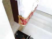 对白好笑的嫖妓兵团老司机龙哥边界县城红灯区挑了个样子很嫩的妹子问别人会不会叫