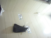 最新商场全景第20 身材超正皮肤嫩白妖艳女 微毛馒头逼都快被鸡巴磨亮了