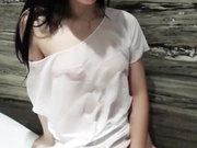 漂亮又骚情网红女神浴缸边掰开自己小妹妹 极尽诱惑让人欲罢不能