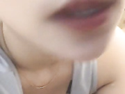 长沙名妓大眼睛小骚逼镜头前的无线诱惑，全程露脸身材不错勾引上门来的维修工，口交大鸡巴被猛男爆草后入