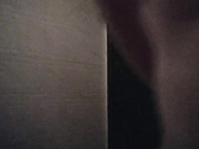 会所按摩弄的欲火焚身 去KTV找个公主泄泻火 安全起见KTV包房卫生间和身材不错的公主干一炮 扛腿站炮挺刺激_