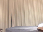 午夜寻花再约高颜值牛仔裤鸭舌帽妹子，互摸舌吻口交上位骑乘抬腿侧入猛操_ev