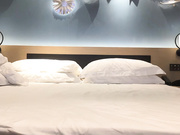 小宝寻花约了个黑衣妹子啪啪，舌吻摸奶调情抬腿侧入抽插猛操 (2)_ev