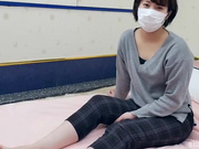 【素人】元アイドルの丸見えま〇こにおもちゃぜめ生ハメ中出し