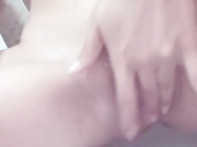 厕所自慰好多水啊~