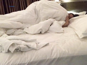 花了好長時間終於勾搭到了女友氣質漂亮閨蜜帶入酒店啪啪 互相愛撫纏綿主動張開雙腿給操幹的高潮連連 逼緊水超多 國語1080P高清