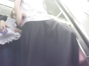 【稀缺資源】【抄底精品】地鐵露臉抄底跟拍極品連衣裙清純美女的裙底 蕾絲內內看得讓人欲火焚身 1080P高清原版