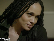 Julie Kay  成人时间堆女同性恋J69火热性交