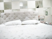 外围女神模特身材大长腿胆子大洗澡撒尿也要拍