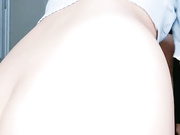 舞蹈系清纯甜美眼镜萌妹张开双腿揉搓粉穴