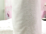 情趣大圆床操鸭舌帽小姐你屌好大嘴多塞不下