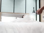 4P极品双女左右开弓一起舔屌同步开操