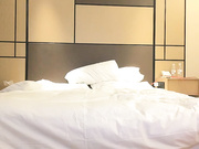 小宝寻花约性感黑帽妹子舌吻摸奶调情口交后入