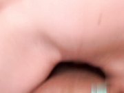 大山雀少年闯入空置的家和他妈的继兄