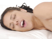 黑人实习生被曼廷戈的BBC控制