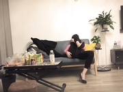 熟女探花大屌男站立深喉侧入打桩呻吟不断