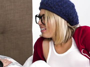 三人行上位骑乘大屌爆草高潮淫语不断